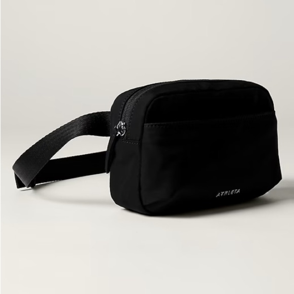 Athleta Black Women’s All About Crossbody Belt Bag